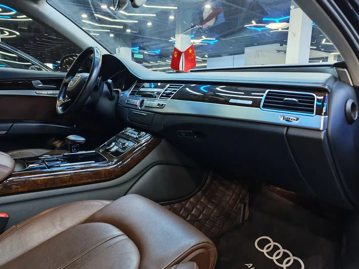 Audi A8 2017 A8L 45 TFSI quattro Comfort фото 21