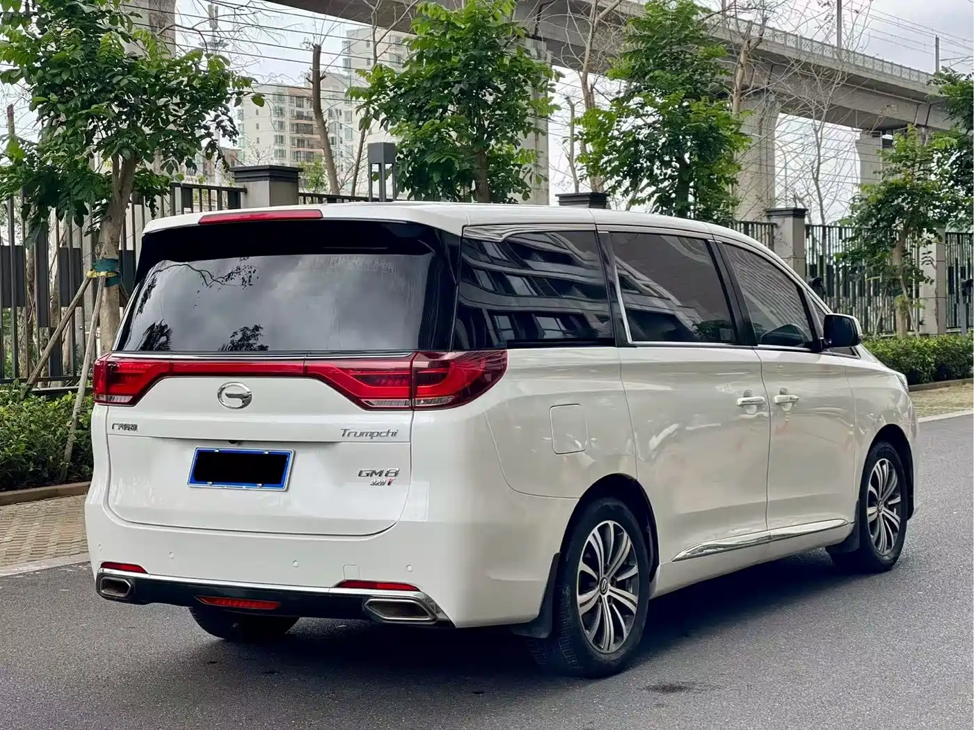 GAC Trumpchi Trumpchi M8 2018 320T Premium Edition фото 9