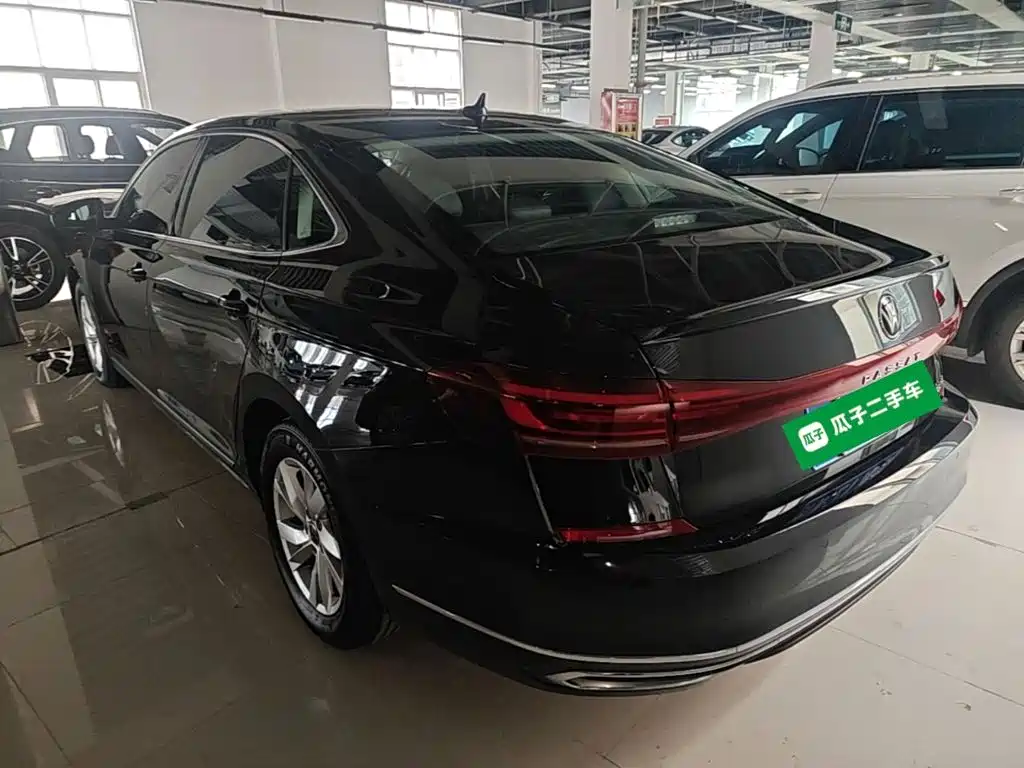 Фото 5 - Volkswagen Passat
