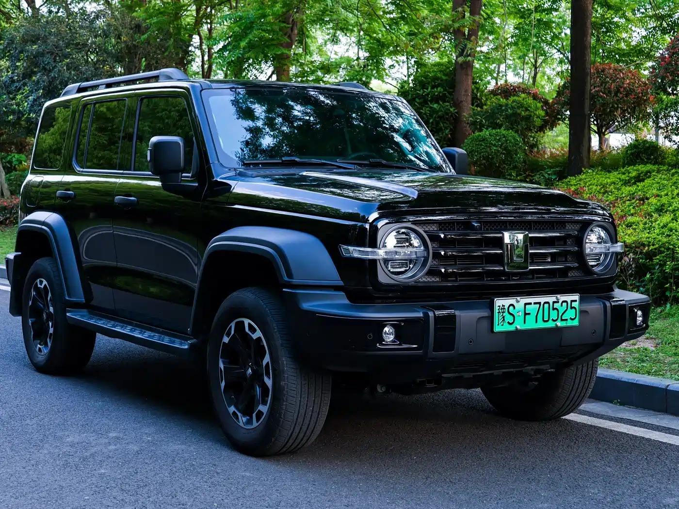 TANK TANK 300 NEW ENERGY