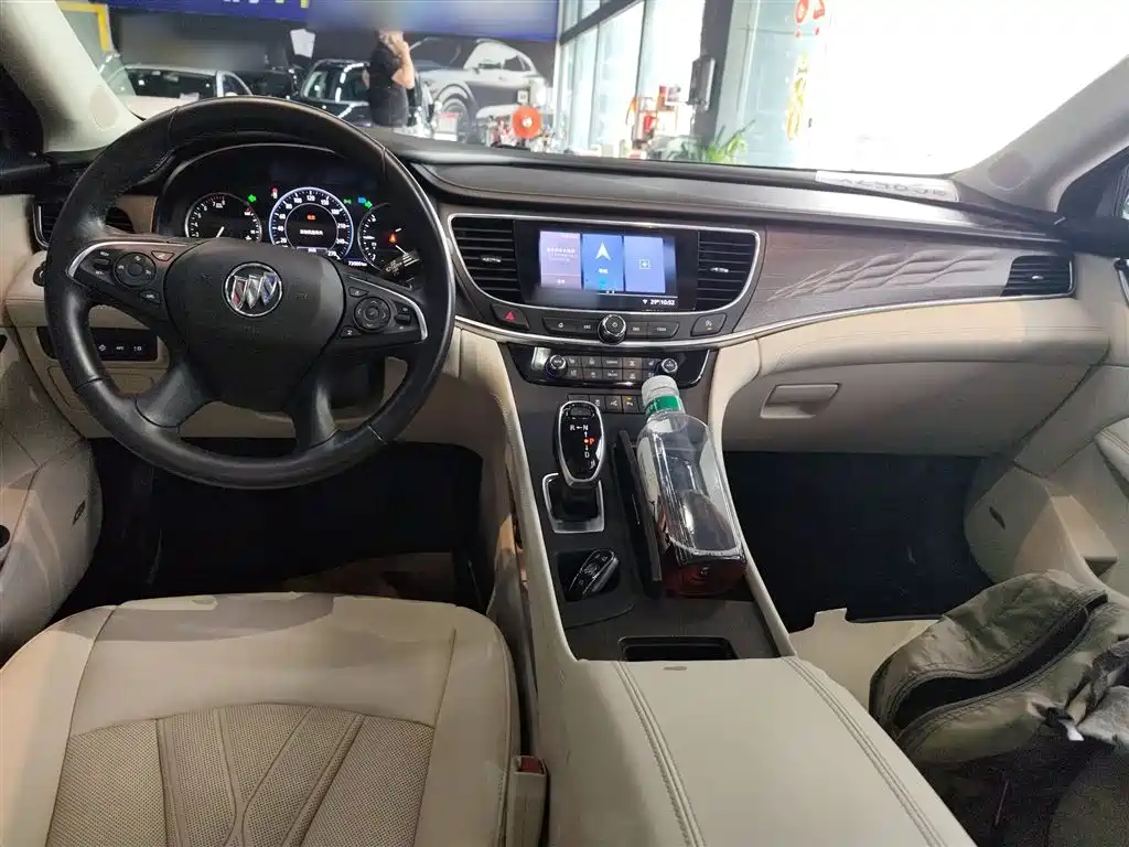 Buick LaCrosse 2022 Avenir First Edition фото 6