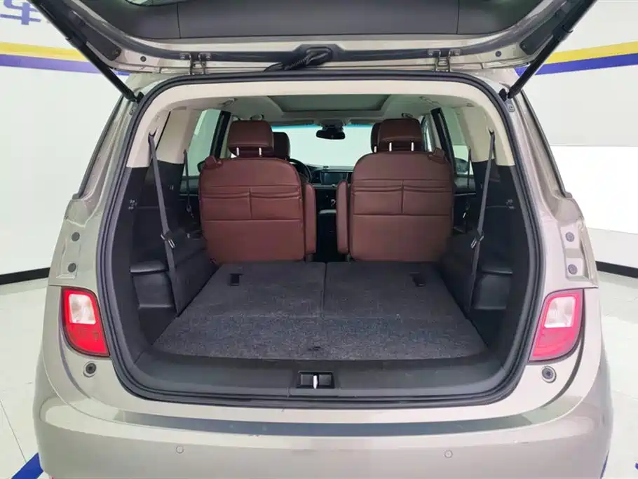 Buick GL6 2019 Model 18T 6-Seater Connected Premium Version China V фото 4