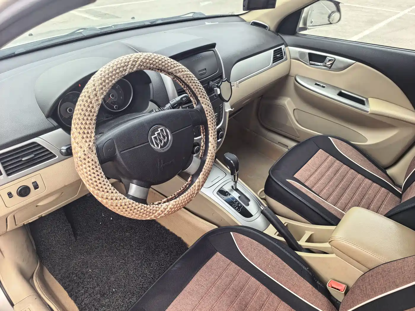 Buick Excelle 2013 1.5L Automatic Classic фото 7