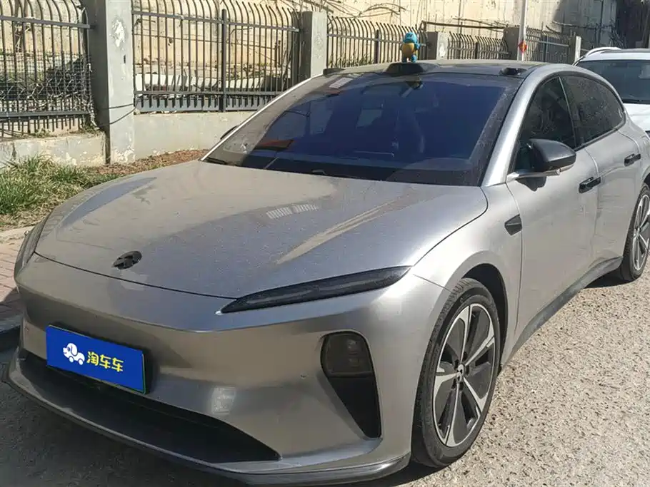 NIO NIO ET5T