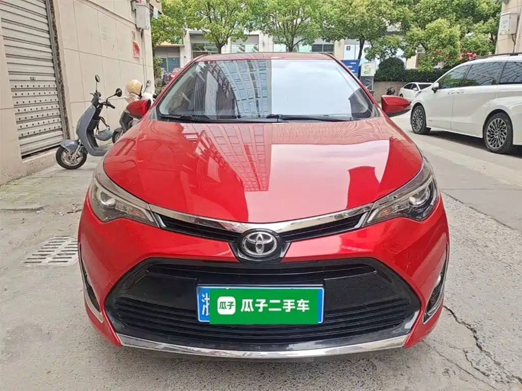 Toyota Levin 2017 Facelift 185T CVT Elite (China V) фото 3