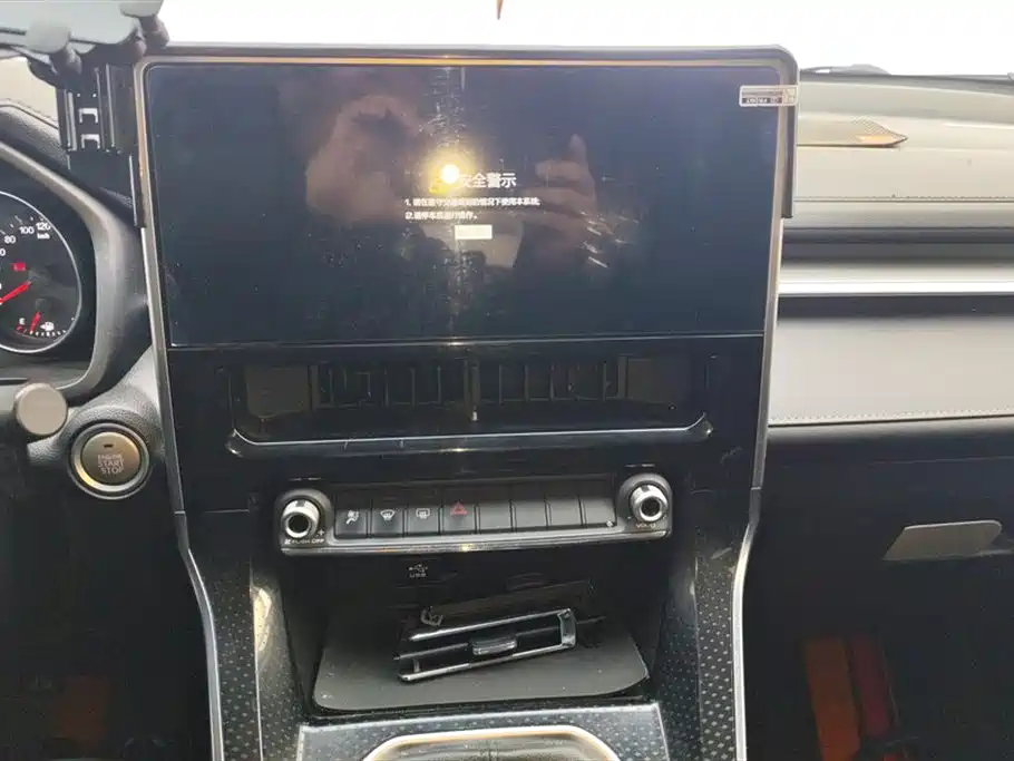 Haval M6 2021 PLUS 1.5T Manual Elite Smart Connect фото 13
