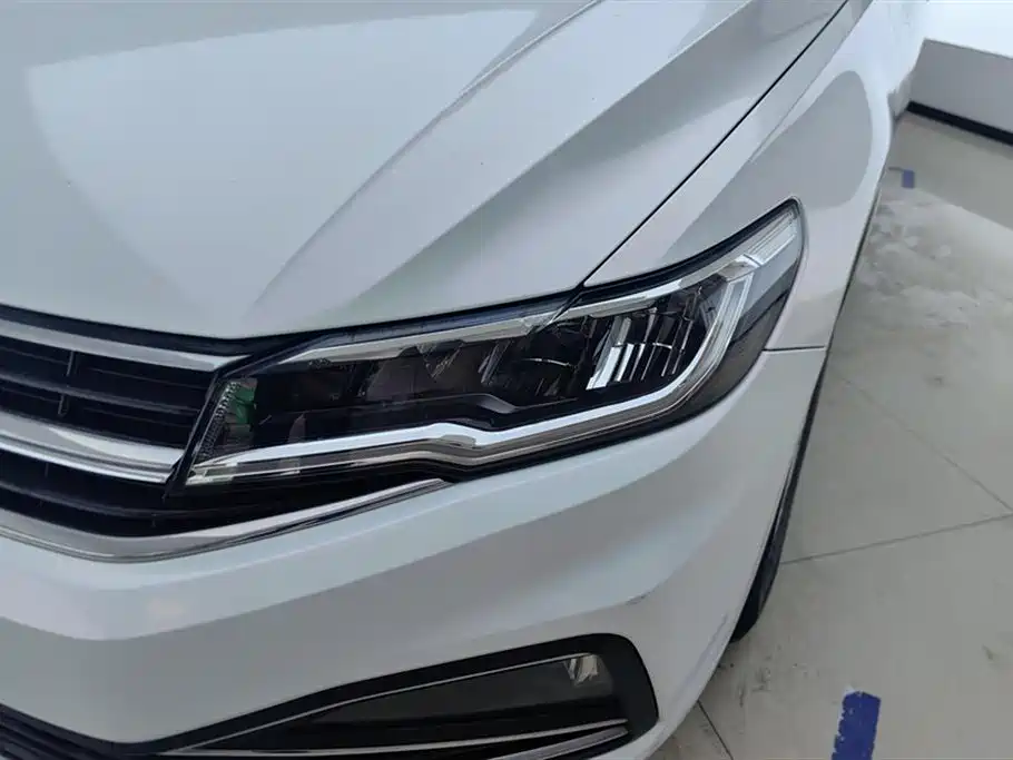 Volkswagen Bora 2020 1.5L Automatic Fashion фото 5