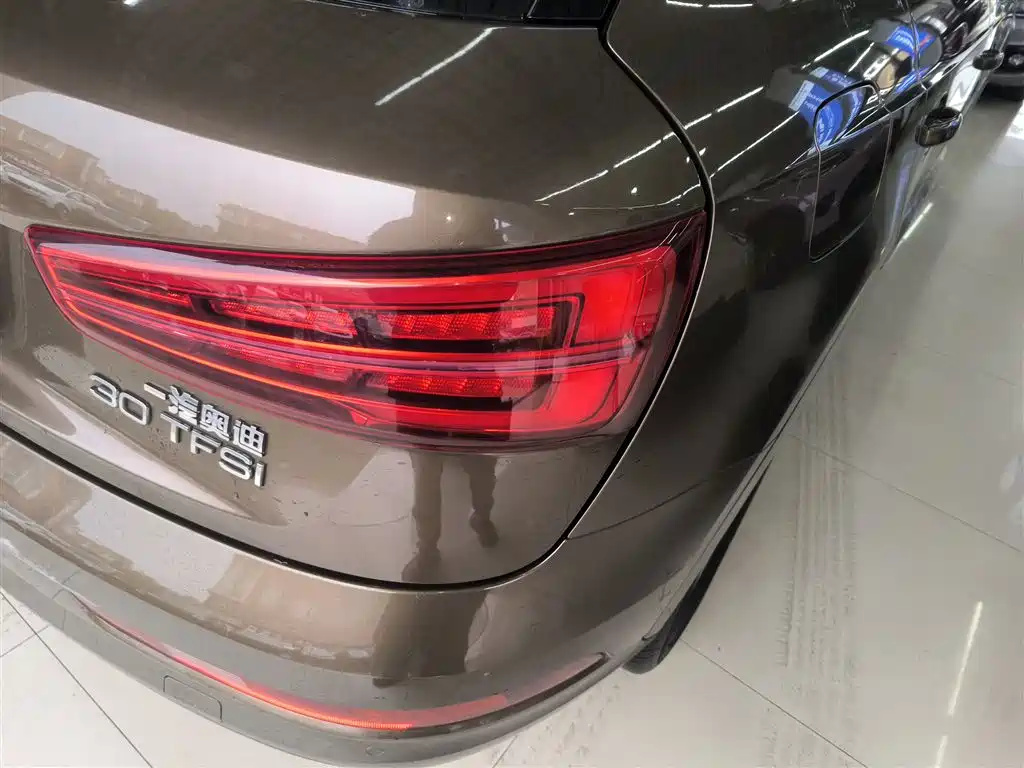 Audi Q3 2016 30 TFSI Fashion фото 8