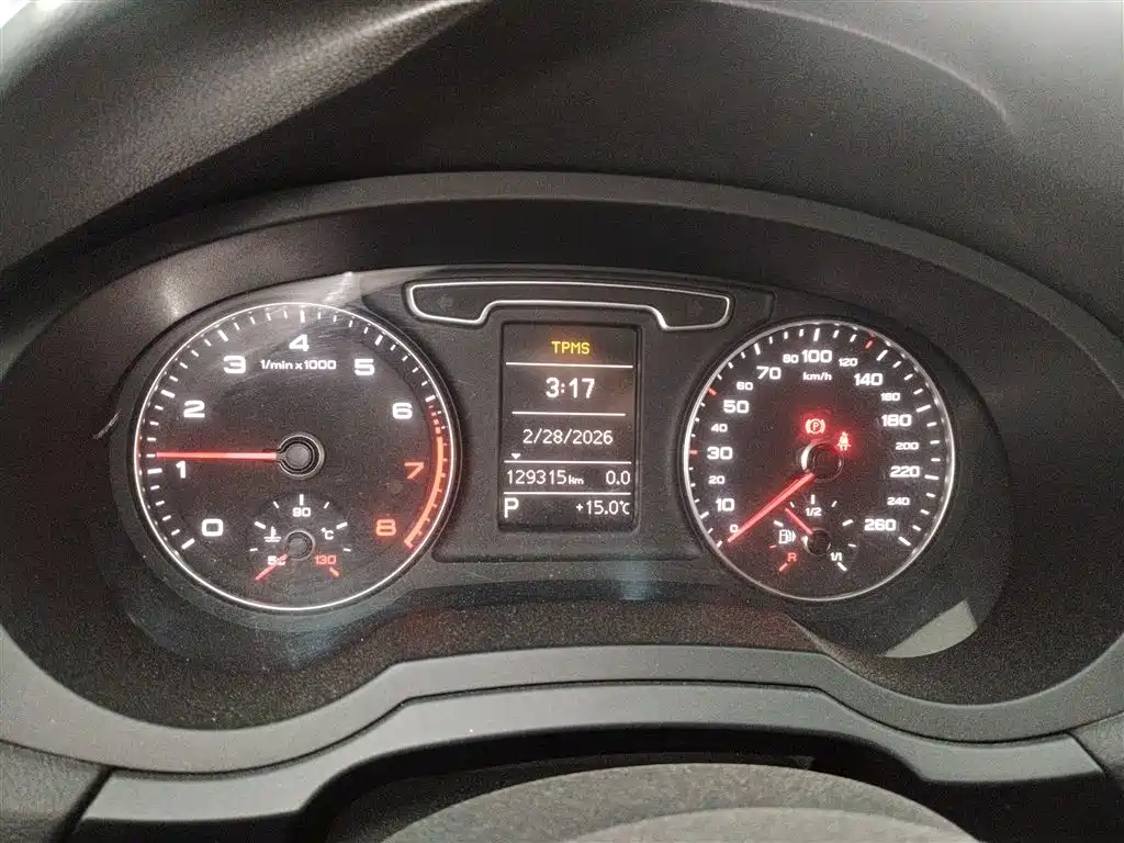 Audi Q3 2015 35 TFSI Progressive фото 8