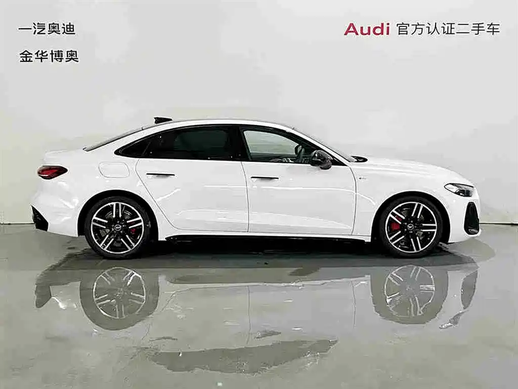 Audi A5L 2025 2.0T Sport Edition quattro фото 3