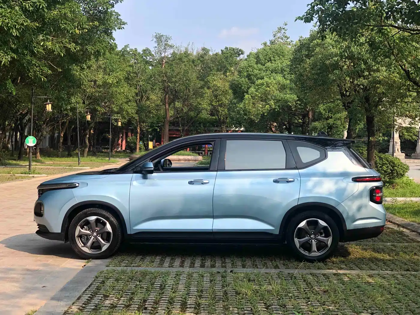 Baojun RM-5 2020 2019 1.5T CVT 24-hour Online Luxury 6-seater