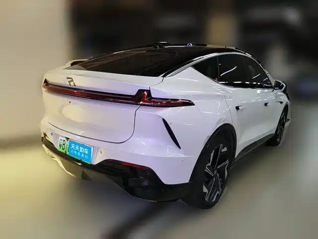 Roewe Feifan R7 2022 Performance Advanced Edition — фото 2