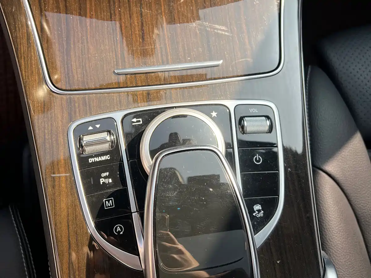 Mercedes-Benz GLC 2019 GLC 260 L 4MATIC Dynamic фото 9