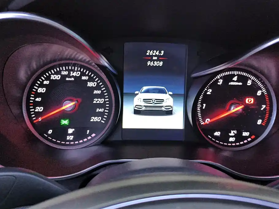 Mercedes-Benz C-Class 2017 Facelift C 200 L Sport Edition фото 14