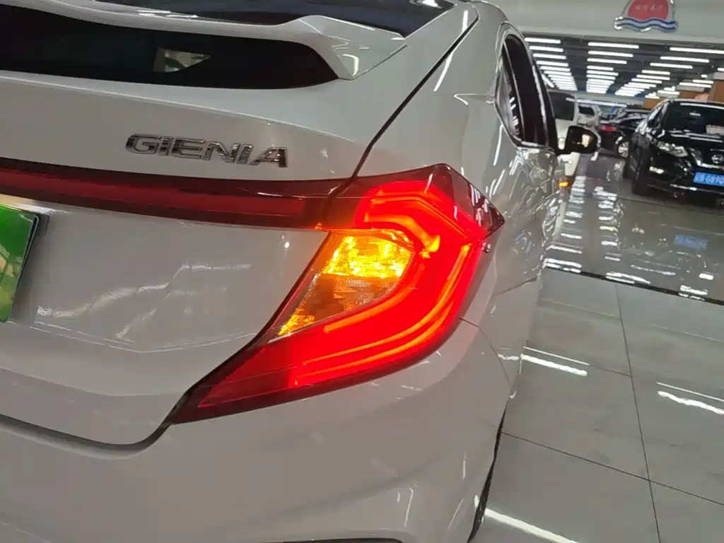 Honda Gienia 2017 2017 1.5L CVT Comfort Edition