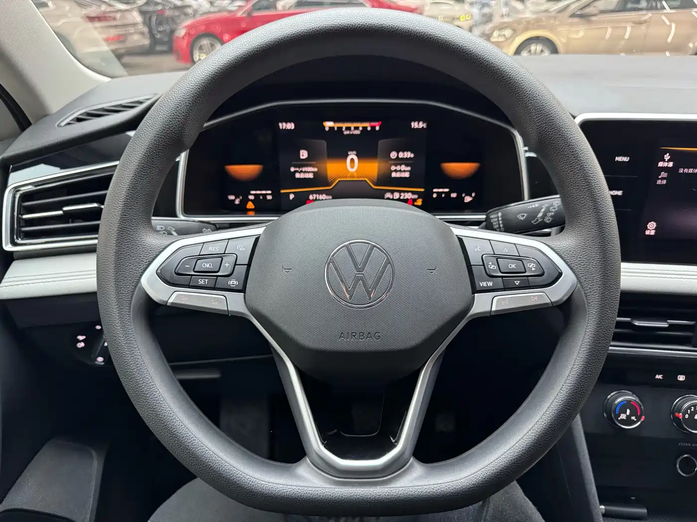 Volkswagen Tiguan L 2022 330TSI Automatic 2WD Comfort Edition фото 20
