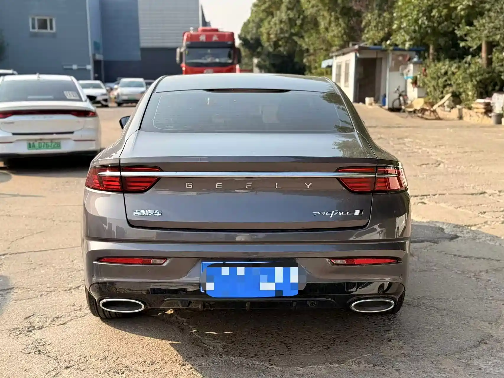Фото 6 - Geely Preface