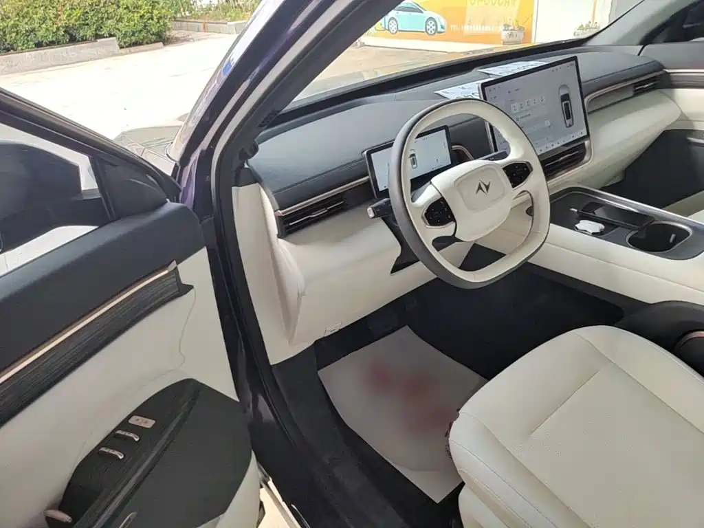 Dongfeng Yipai eπ008 2024 2024 636Max Pure Electric 6-Seater