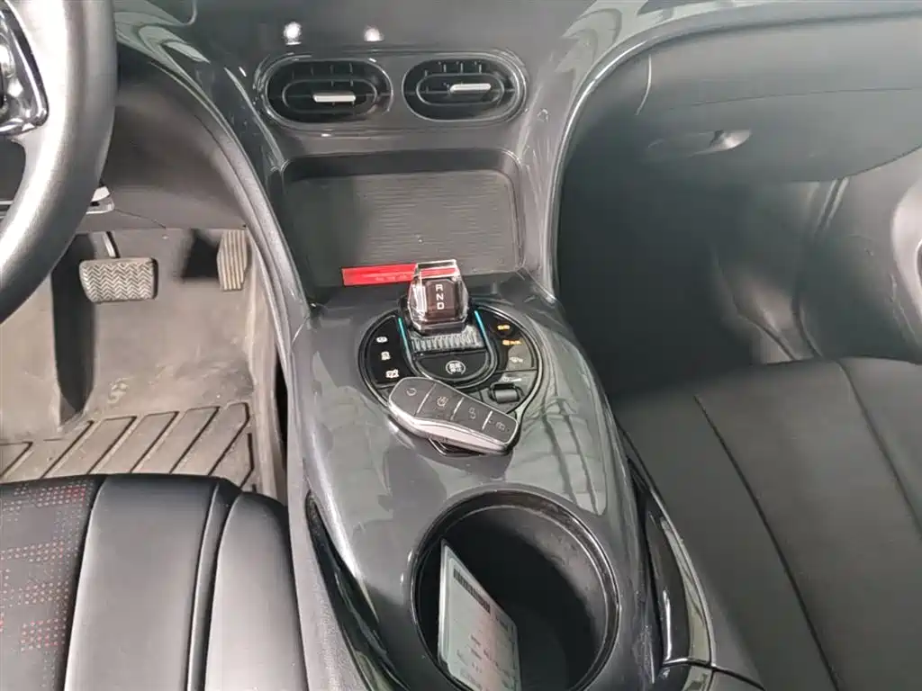 BYD e2 2023 Luxury Model фото 14