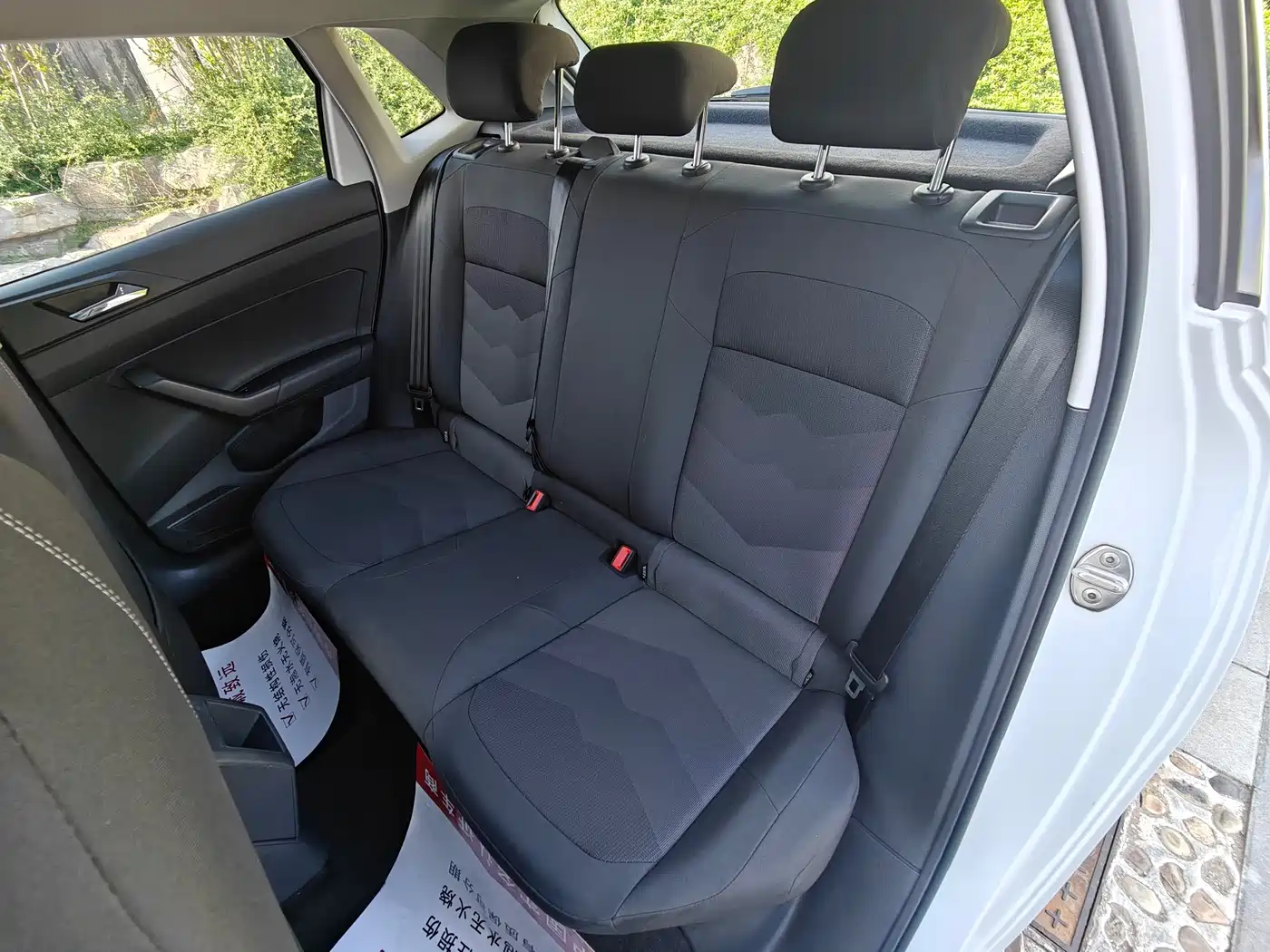 Volkswagen Polo 2019 Plus 1.5L Automatic Panorama Enjoyment Edition фото 19
