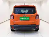 Photo 5 - Jeep Renegade