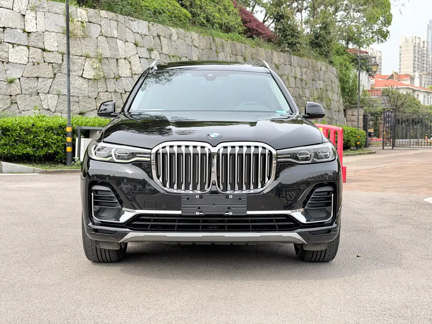 BMW X7 2021 xDrive40i Leading Luxury Package фото 2