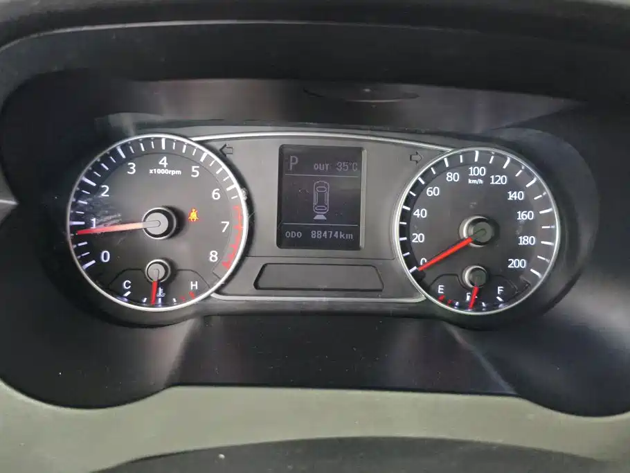 Фото 14 - Landwind X7