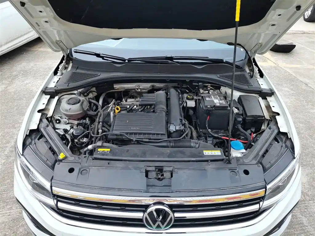 Volkswagen Bora 2023 200TSI DSG Yuexing Edition фото 20