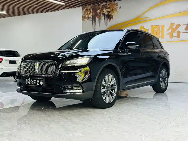 Lincoln Corsair 2.0T, Моноприводный, Элегант