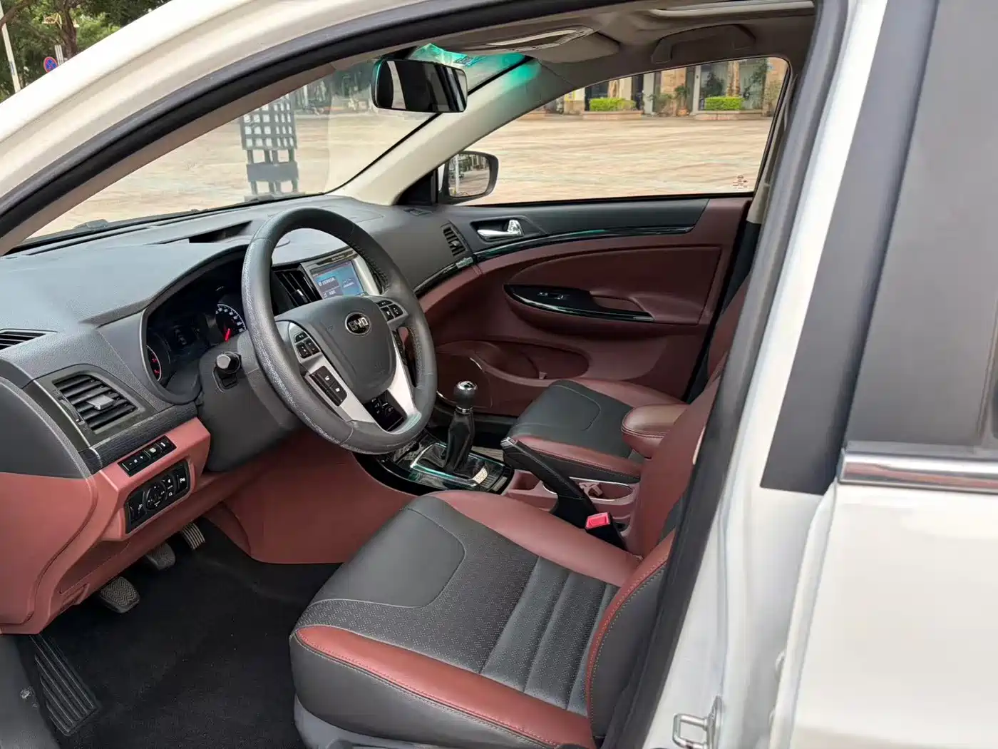 BYD Surui 2015 2015 1.5L Manual Luxury