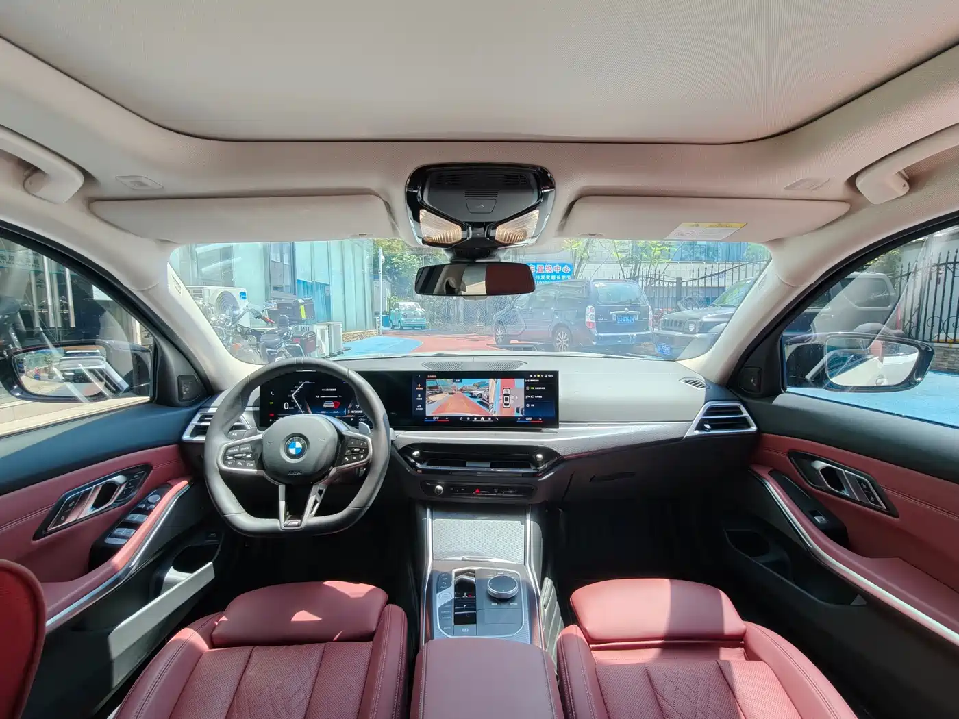 BMW 3 Series 2025 330Li M Sport Night Edition фото 20