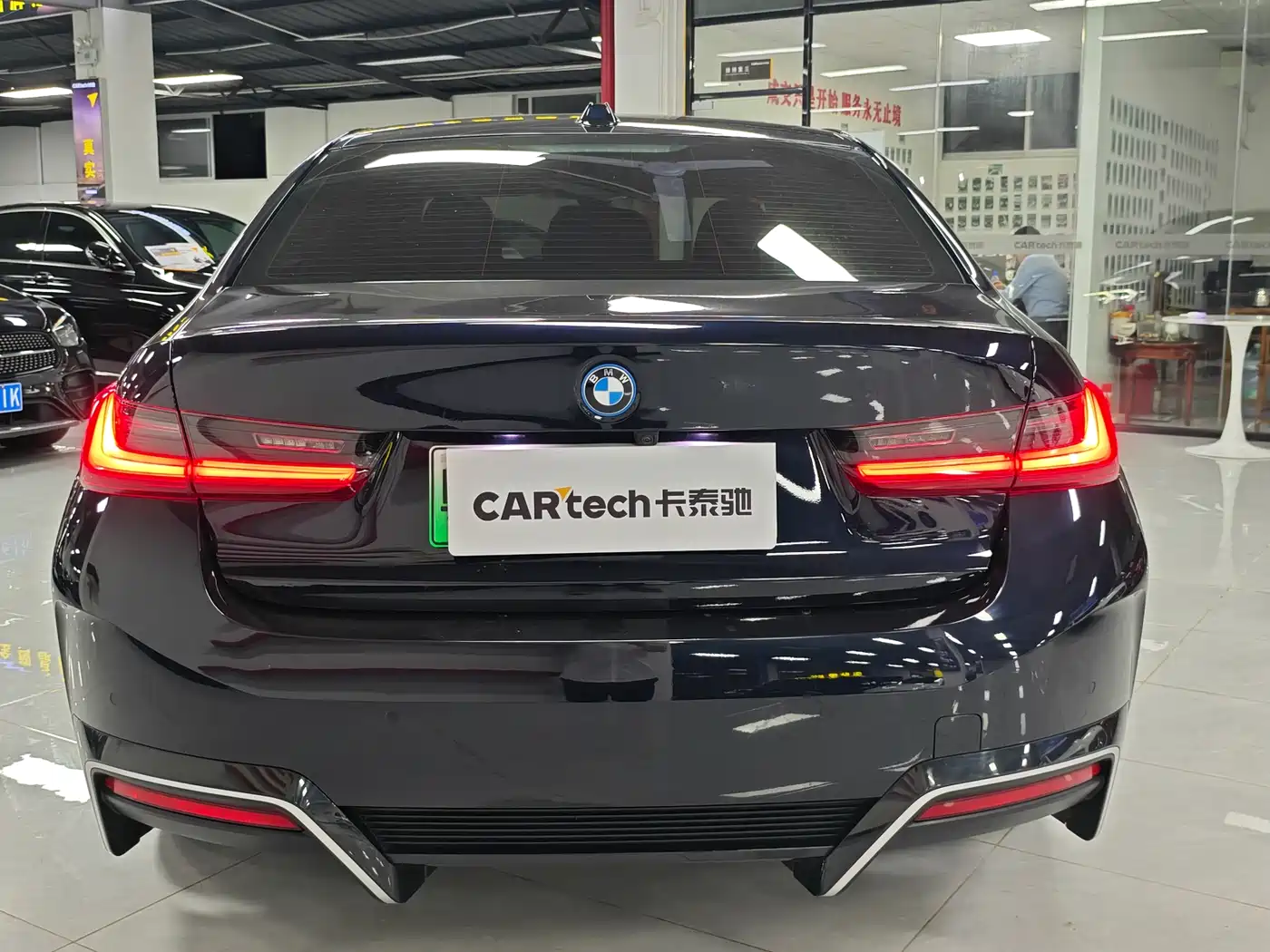 BMW i3 2024 eDrive 35 L фото 5
