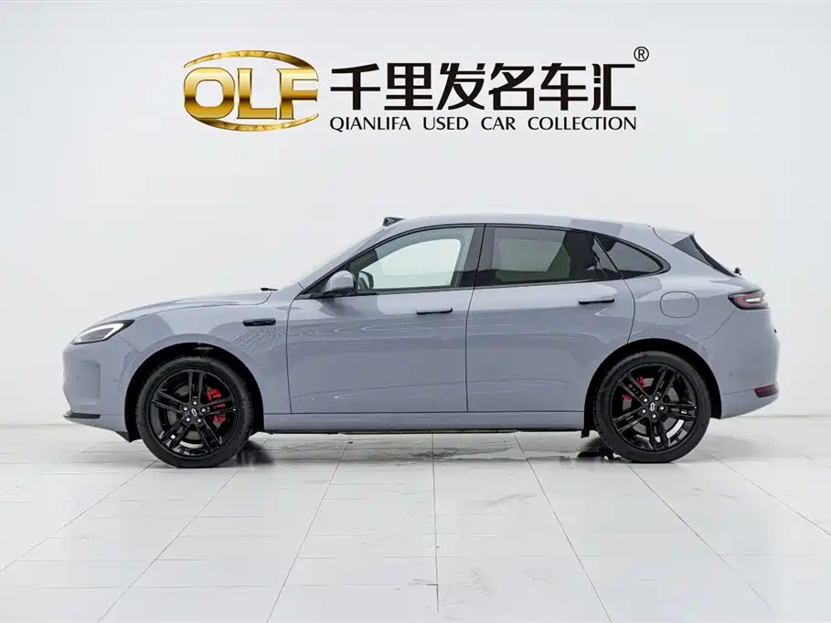 AITO Wenjie AITO M5 2025 Extended Range Ultra AWD фото 7