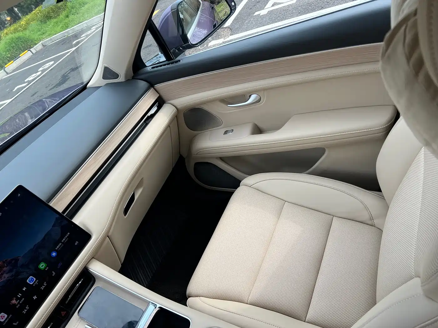 AITO Wenjie AITO M5 2025 Extended Range Ultra AWD фото 11
