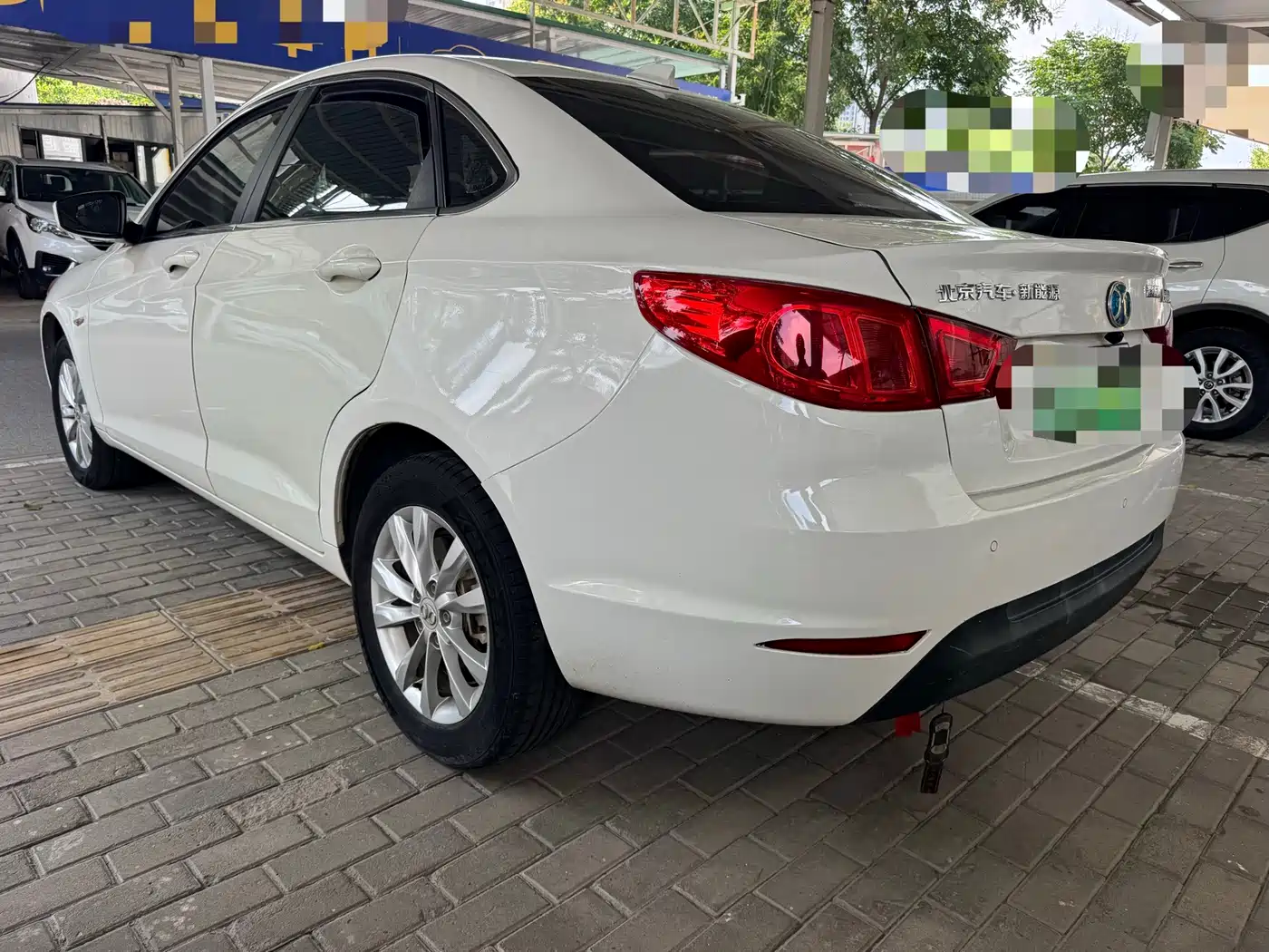 BAIC New Energy BAIC EU Series 2018 2017 EU400 Joy Edition