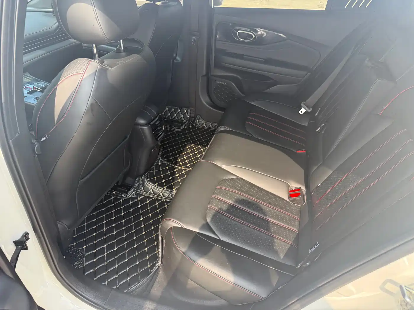 GAC Trumpchi Trumpchi Emkoo 2021 270T DCT J16 Edition фото 13