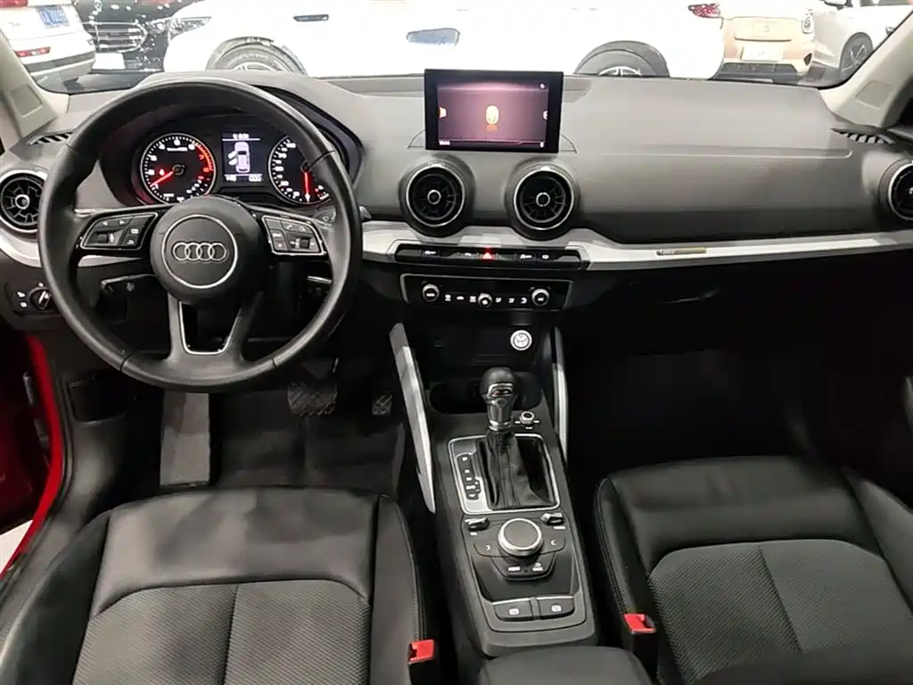 Audi Q2L 2018 35 TFSI Fashion Elegance China V фото 10