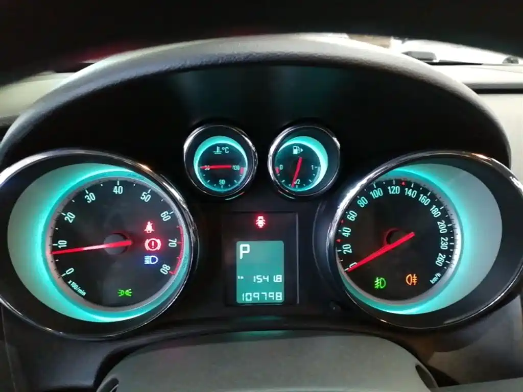 Buick Excelle 2014 XT 1.6L Automatic Fashion фото 12