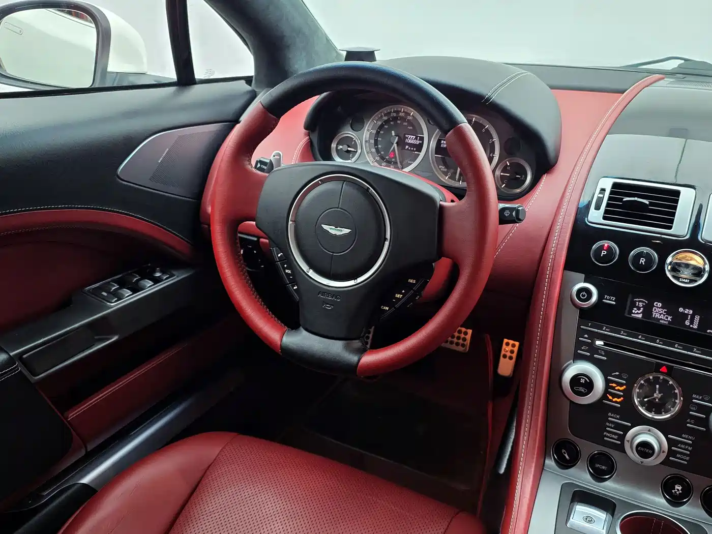 Aston Martin Rapide 2011 2010 6.0L