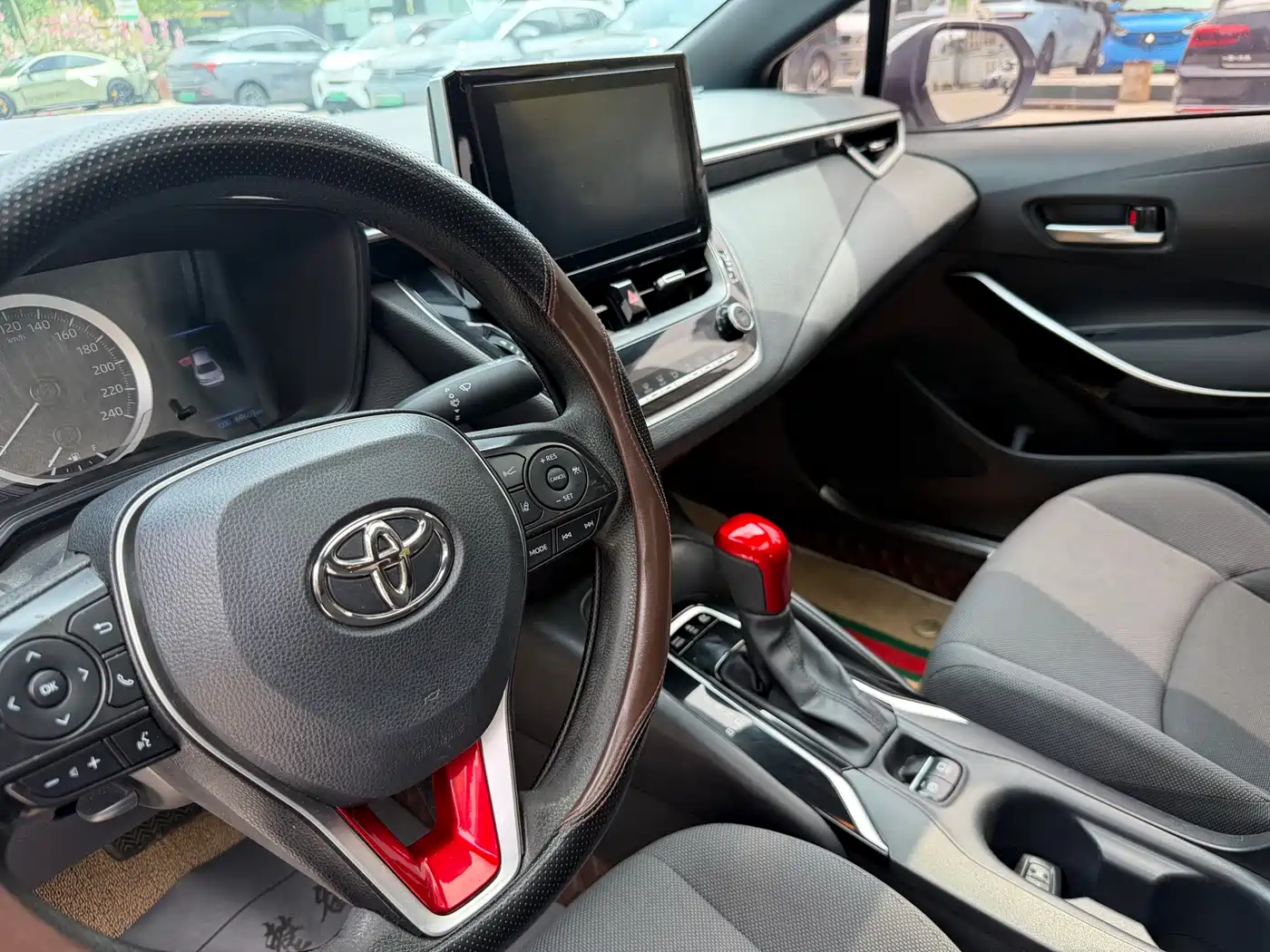 Toyota Levin 2021 Dual Engine 1.8H E-CVT Luxury Edition фото 12