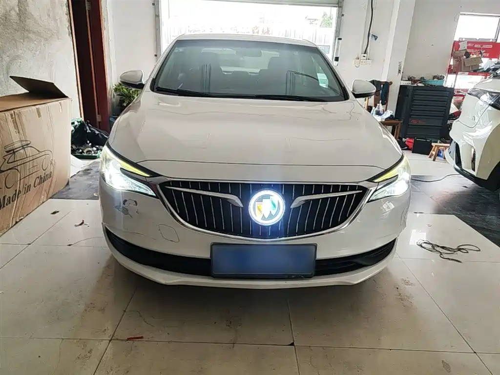 Buick Excelle 2018 15T DCT Progressive (China V) фото 3