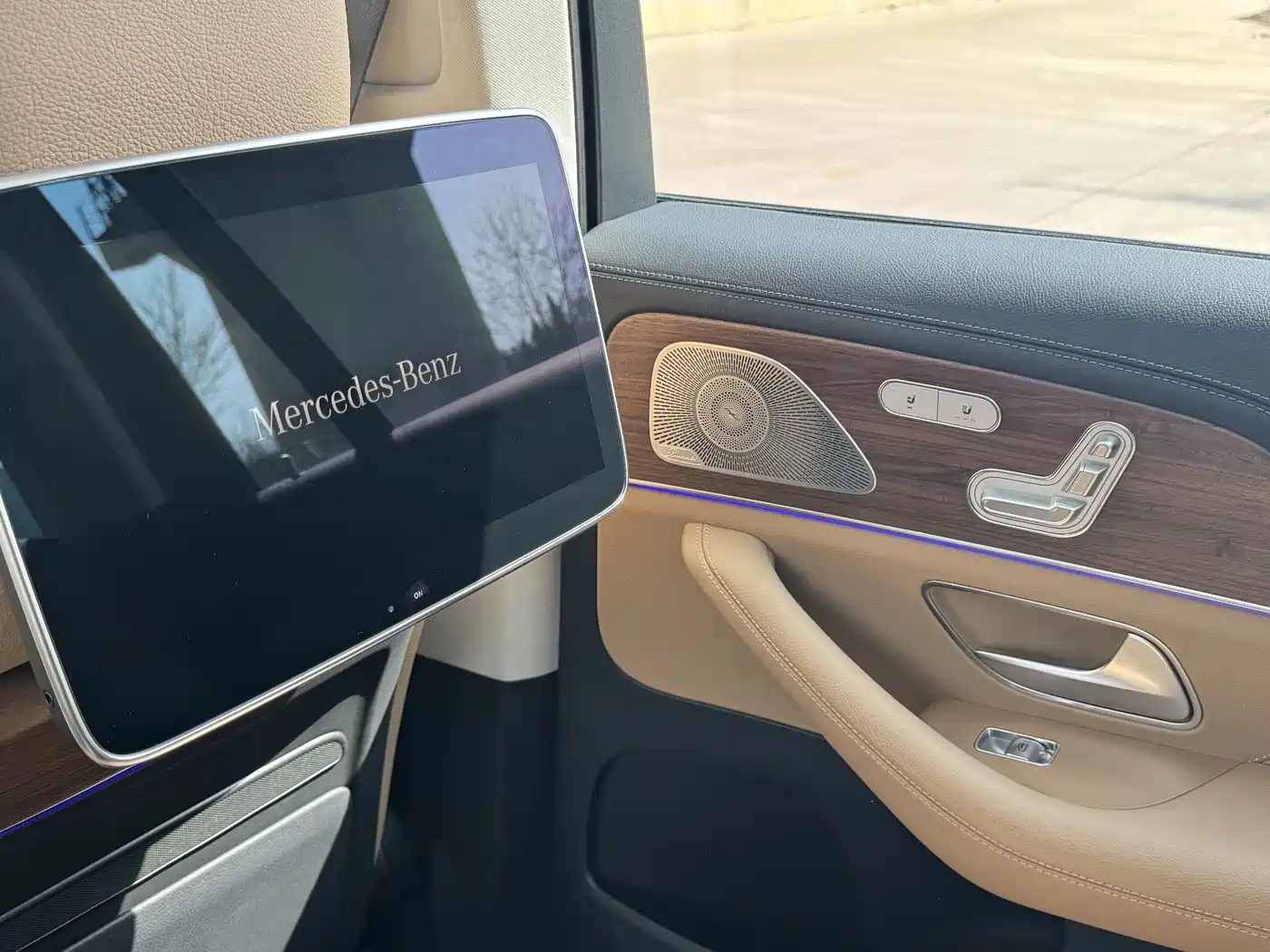 Mercedes-Benz GLS 2025 GLS 450 4MATIC Luxury фото 10