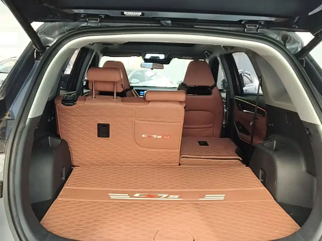 Фото 19 - Changan CS75 PLUS