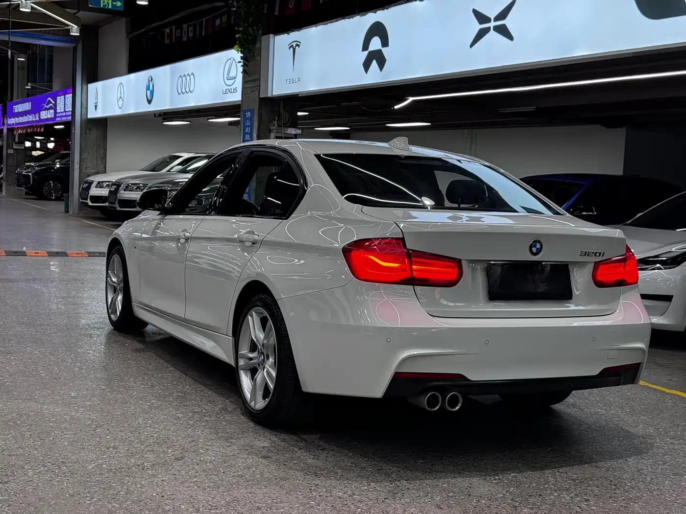 BMW 3 Series 2018 320i M Sport Package фото 6
