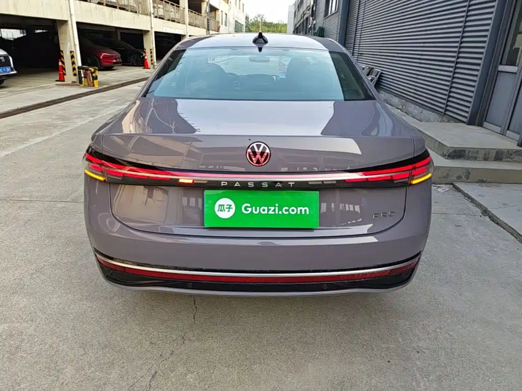 Фото 6 - Volkswagen Passat