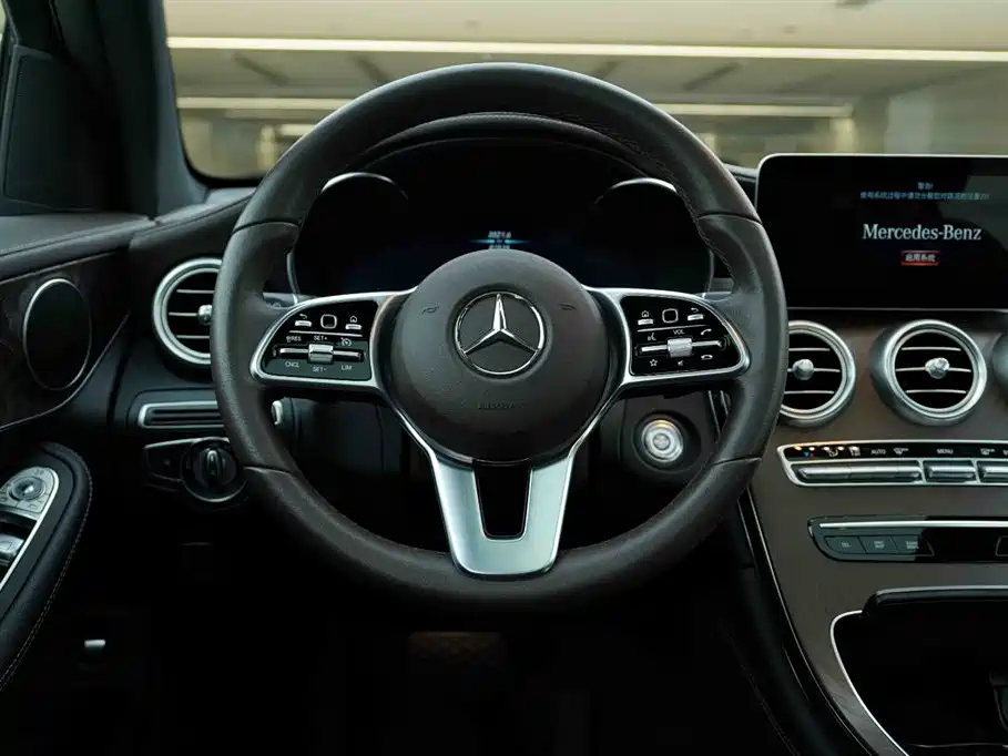 Mercedes-Benz GLC 2020 GLC 300 L 4MATIC Dynamic фото 17