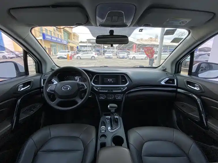 GAC Trumpchi Trumpchi GS4 2017 235T Automatic 2WD Elite фото 5