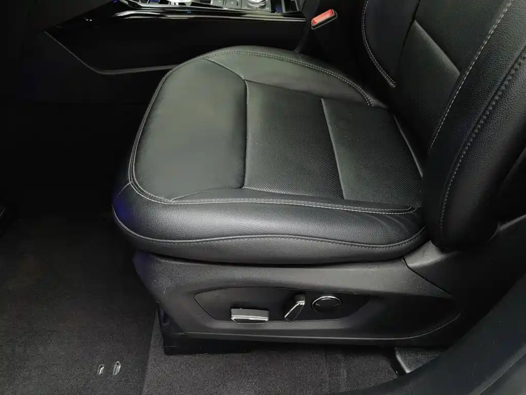 Ford Explorer, миниатюра 20