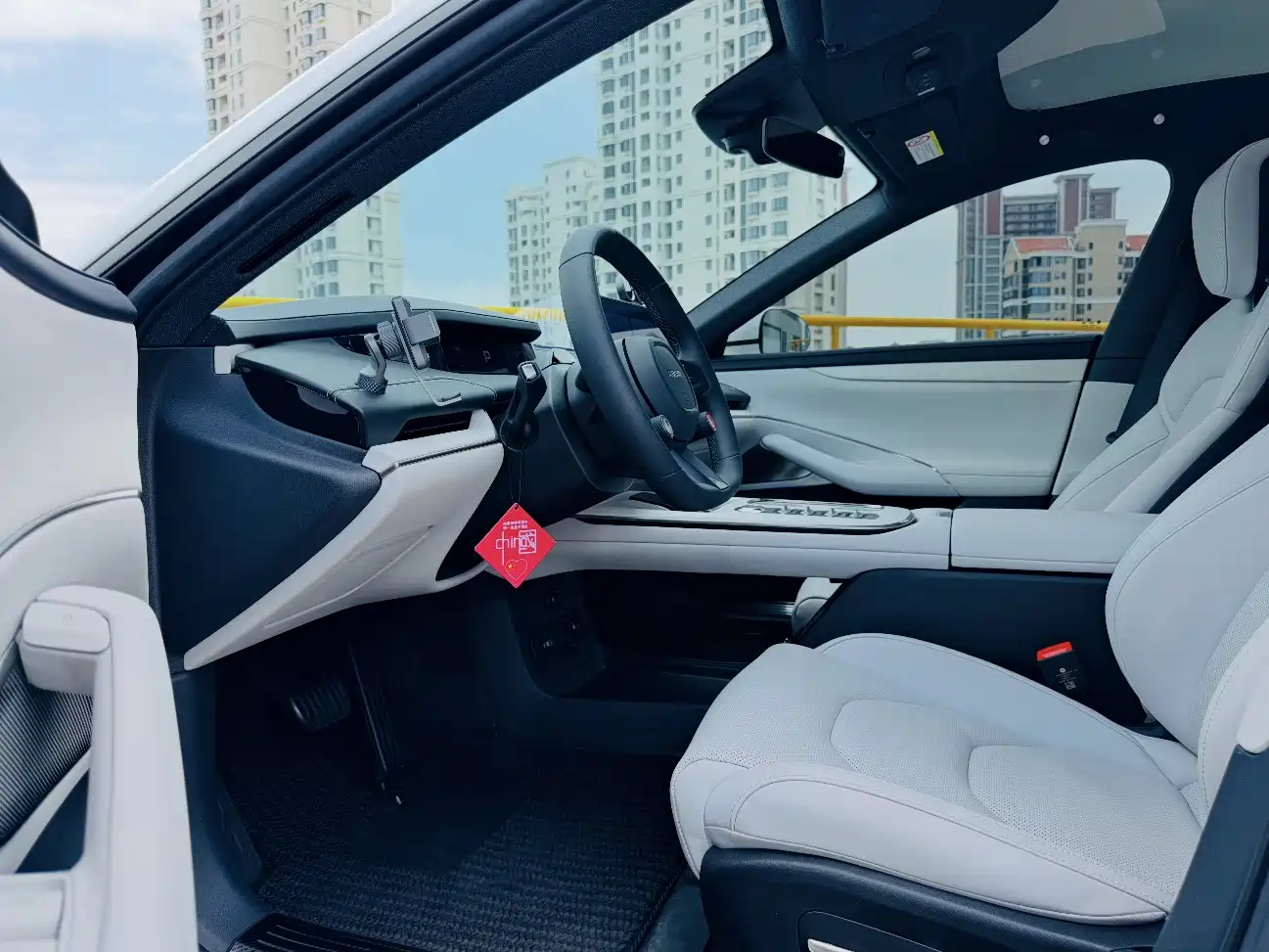 Xiaomi Auto Xiaomi SU7 2024 RWD Standard Founder's Edition фото 4