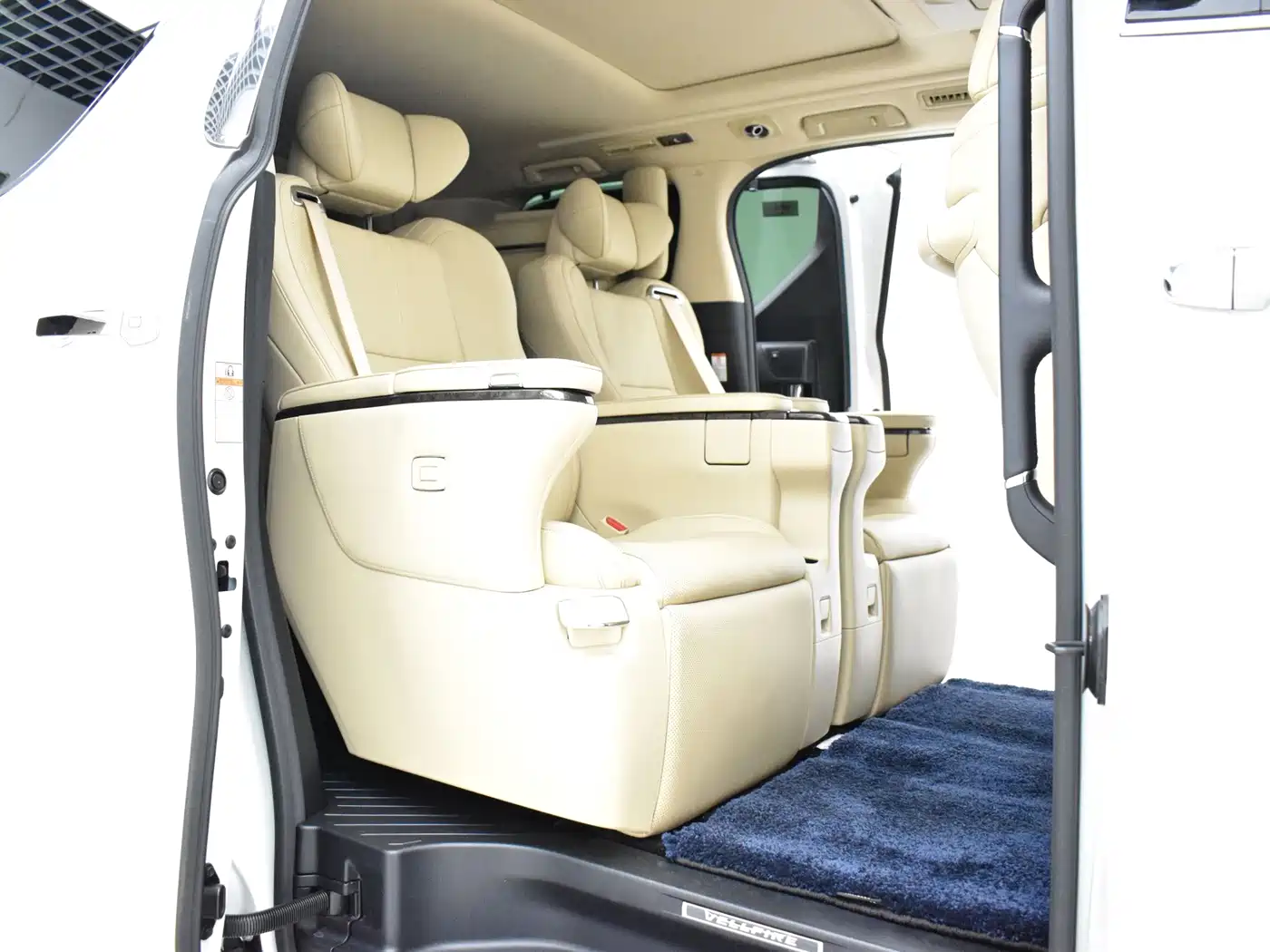 Toyota Vellfire 2021 2020 Twin Engine 2.5L HV Premium Edition